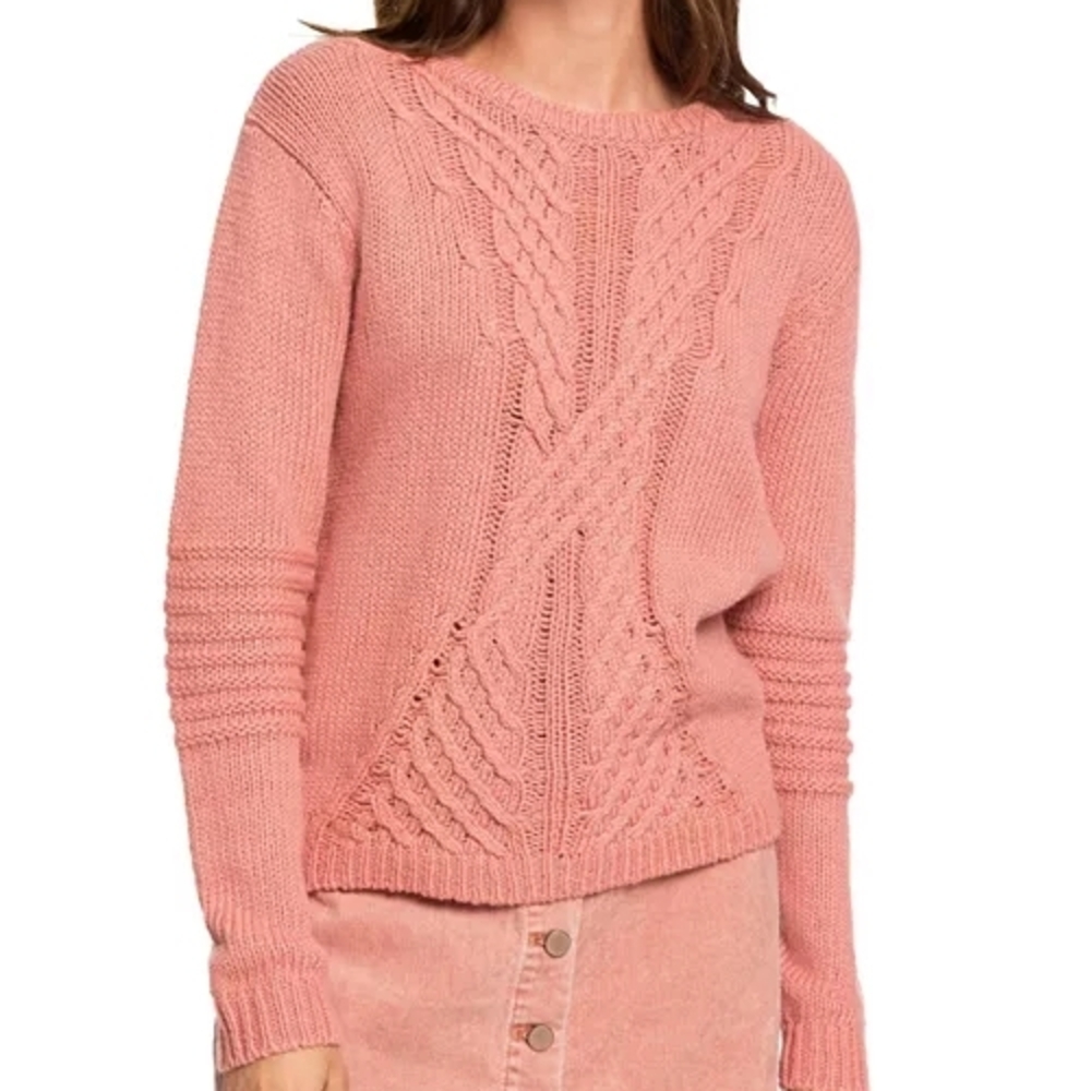 🌟 Roxy Cable Knit Sweater